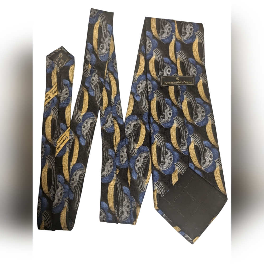 Ermenegildo Zegna 100% Silk Patterned Tie - Picture 2 of 9